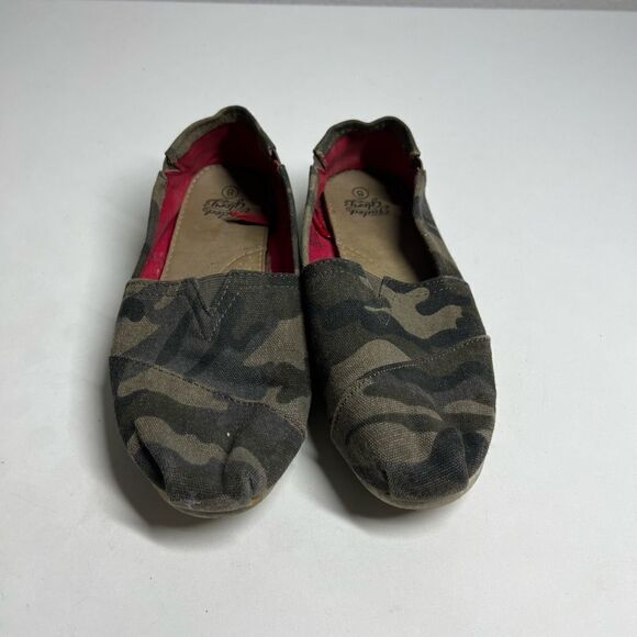 Faded glory Shoes Womens Sz 8 Camo Flats Comfort Slip On Casual - Picture 2 of 9